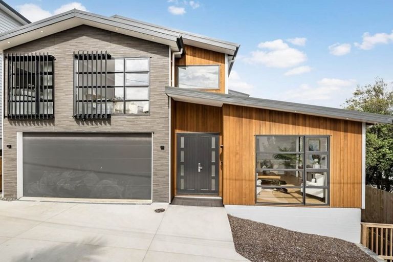 Photo of property in 408b East Coast Road, Sunnynook, Auckland, 0630