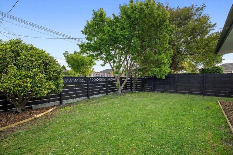 Photo of property in 36 Bevington Street, Avonhead, Christchurch, 8042