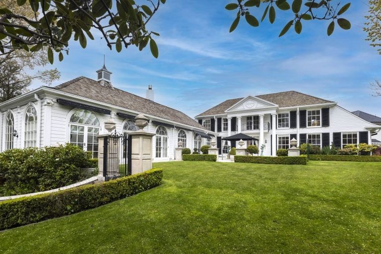 Photo of property in 14 Weka Street, Fendalton, Christchurch, 8041