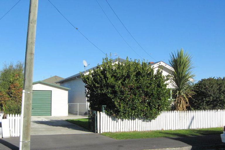 Photo of property in 1/12 Factory Road, Belfast, Christchurch, 8051