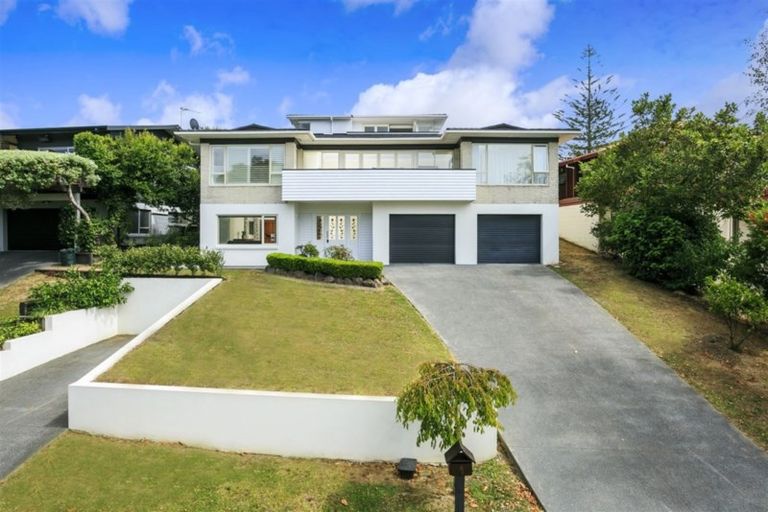 Photo of property in 4 Kiri Place, Mairangi Bay, Auckland, 0630