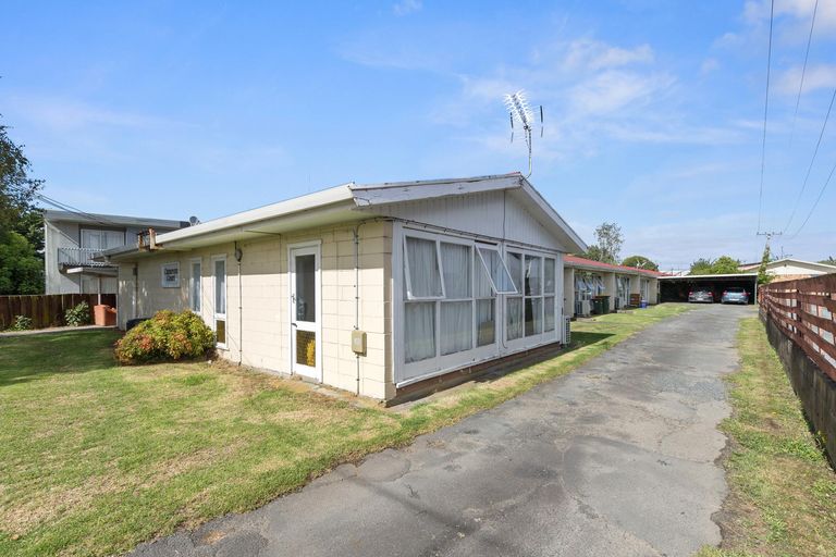 Photo of property in 43 Cameron Road, Bluff Hill, Napier, 4110
