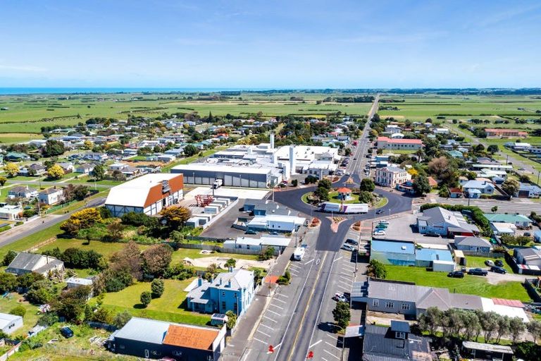 Photo of property in 58 South Road, Manaia, 4612