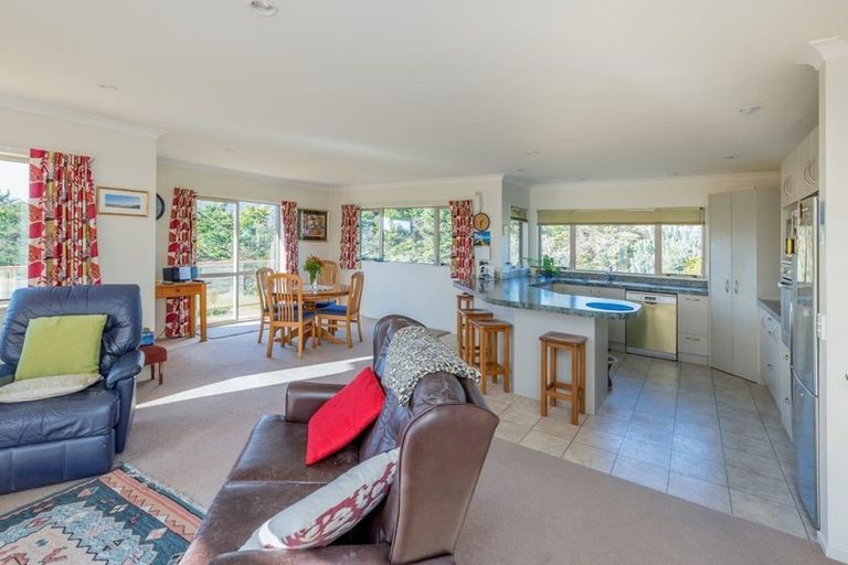 Photo of property in 39 Rutherford Drive, Waikanae Beach, Waikanae, 5036