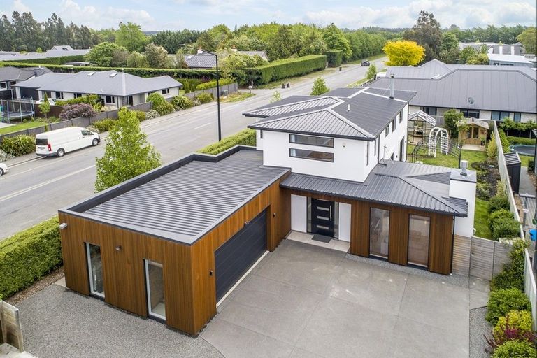 Photo of property in 1 Hinterland Drive, Prebbleton, 7604