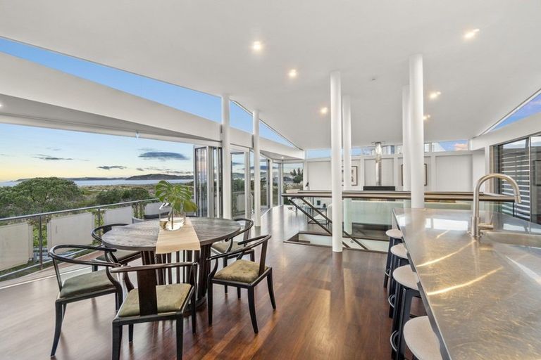 Photo of property in 4 Lagoon Way, Omaha, 0986