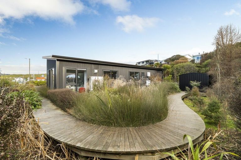 Photo of property in 46 Esplanade, Kaka Point, 9271