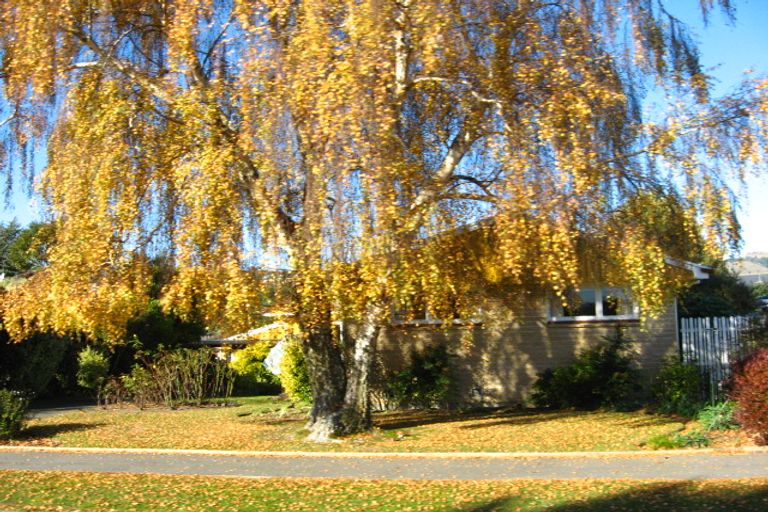 Photo of property in 31 Waiau Street, Cracroft, Christchurch, 8025