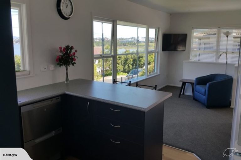 Photo of property in 1/27 Walter Street, Hauraki, Auckland, 0622
