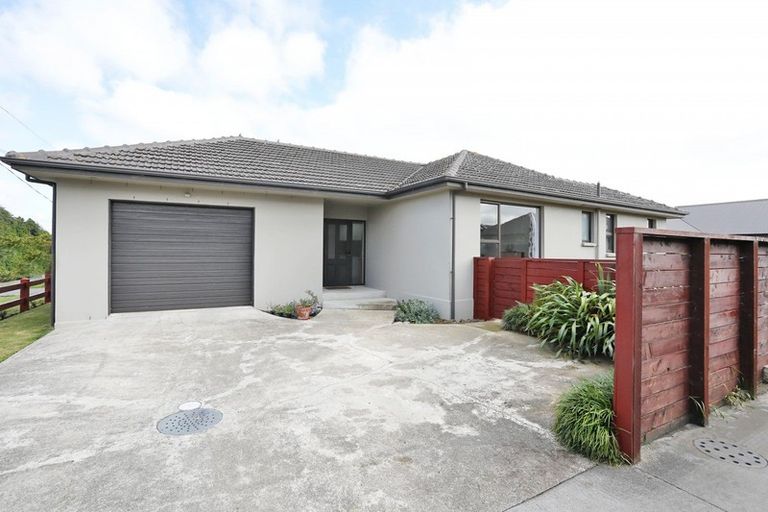 Photo of property in 16 Huia Street, Waikiwi, Invercargill, 9810