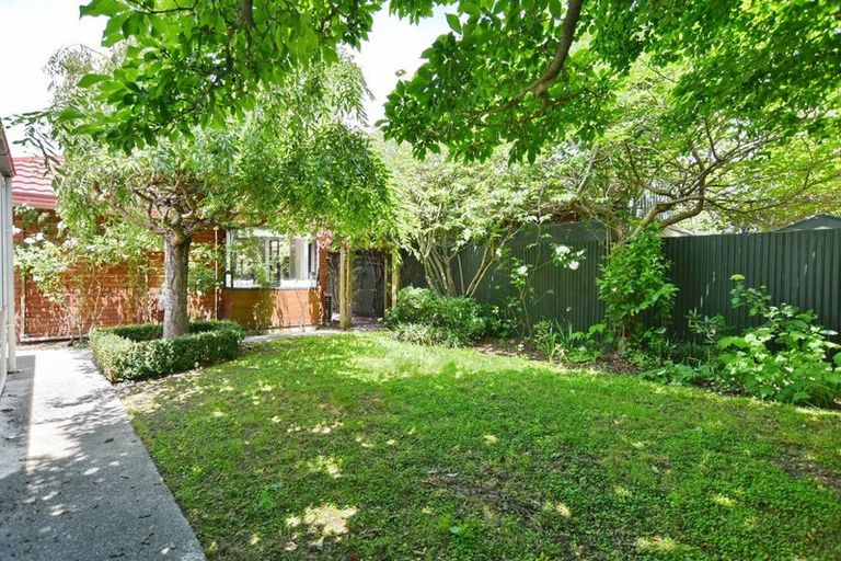 Photo of property in 42a Ward Street, Addington, Christchurch, 8024