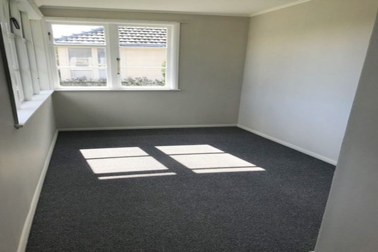 Photo of property in 12 Willis Street, Bader, Hamilton, 3206