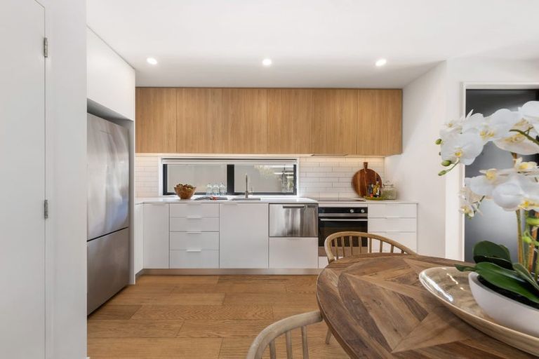 Photo of property in 2/126 Rugby Street, Merivale, Christchurch, 8014