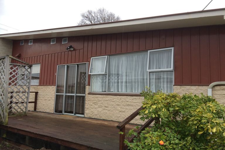 Photo of property in 80f Argyle Street, Mosgiel, 9024