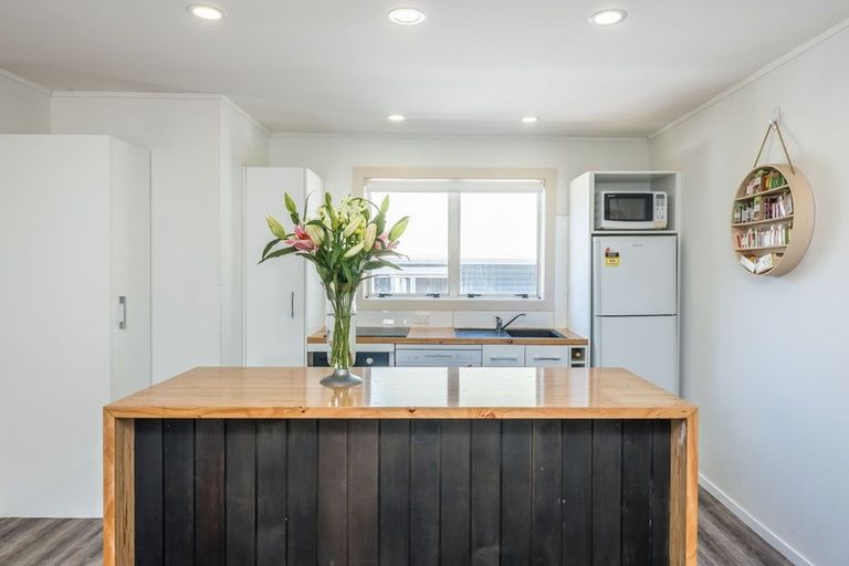 Photo of property in 3/14c Glenmore Street, Thorndon, Wellington, 6011