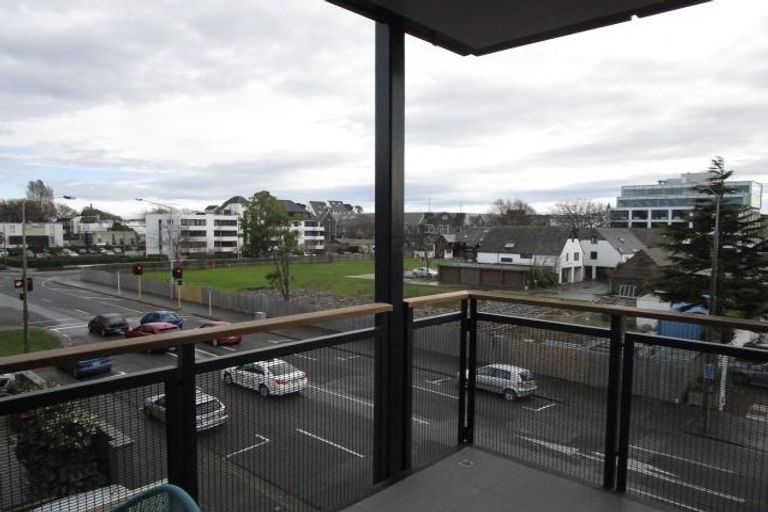 Photo of property in 1/50 Kilmore Street, Christchurch Central, Christchurch, 8013