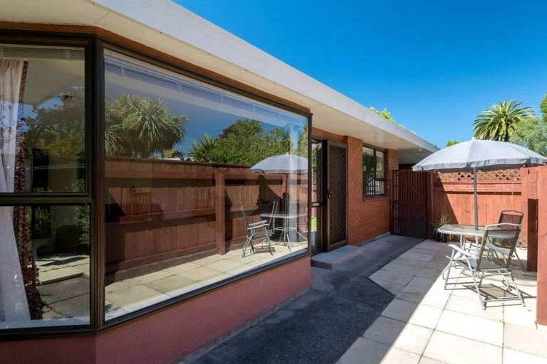 Photo of property in 2/27 Henry Street, Blenheim, 7201