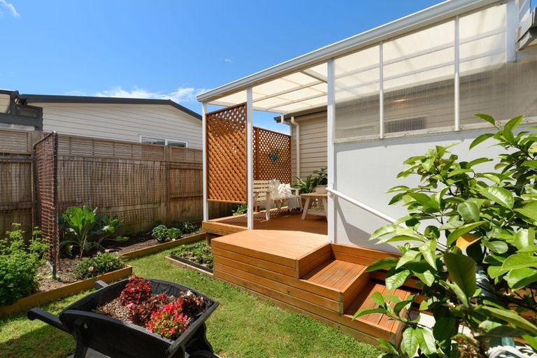 Photo of property in 11 Kamahi Crescent, Papamoa Beach, Papamoa, 3118