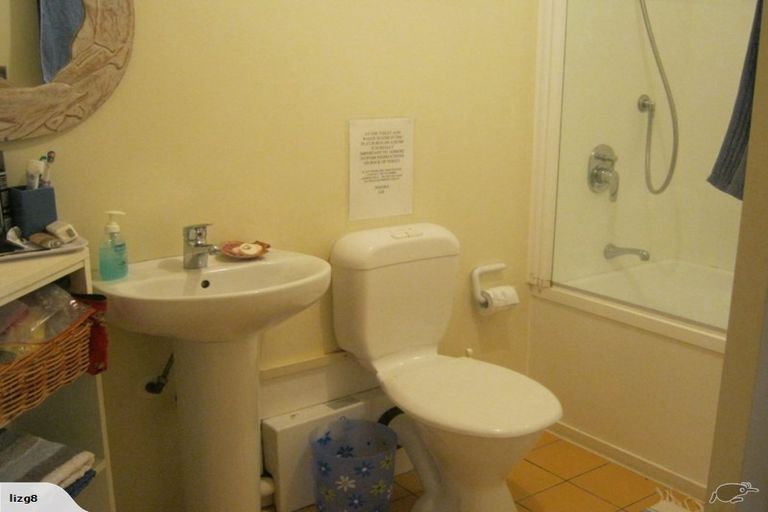 Photo of property in 92b Coronation Road, Hillcrest, Auckland, 0627