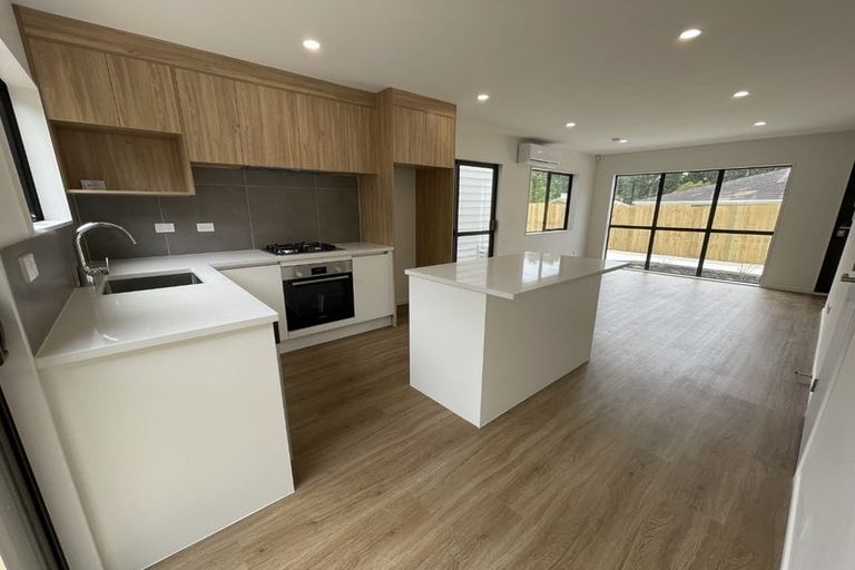 Photo of property in 11b Regency Place, Sunnynook, Auckland, 0632