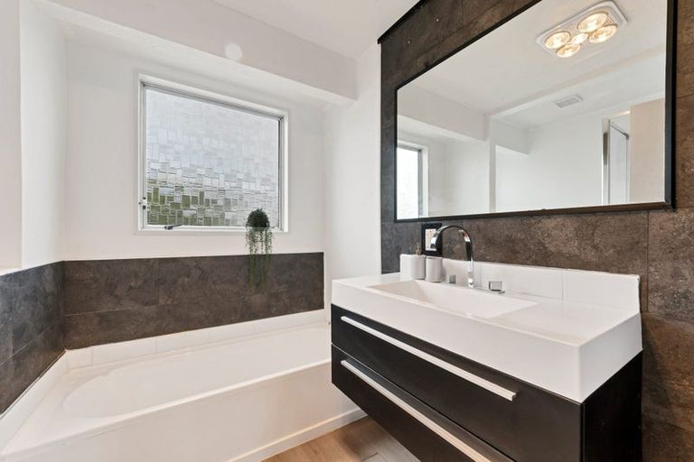 Photo of property in 1/20 Jura Place, Woolston, Christchurch, 8062