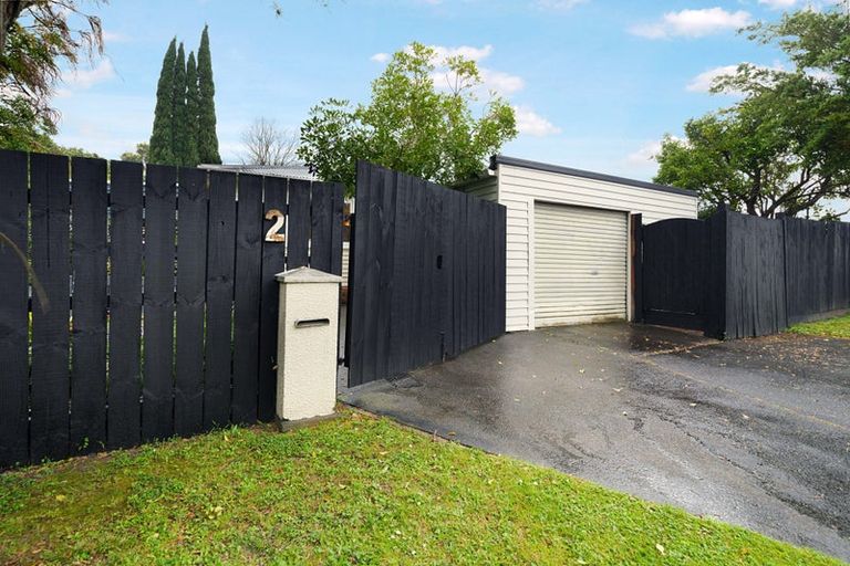 Photo of property in 2 Riserra Drive, Ranui, Auckland, 0612
