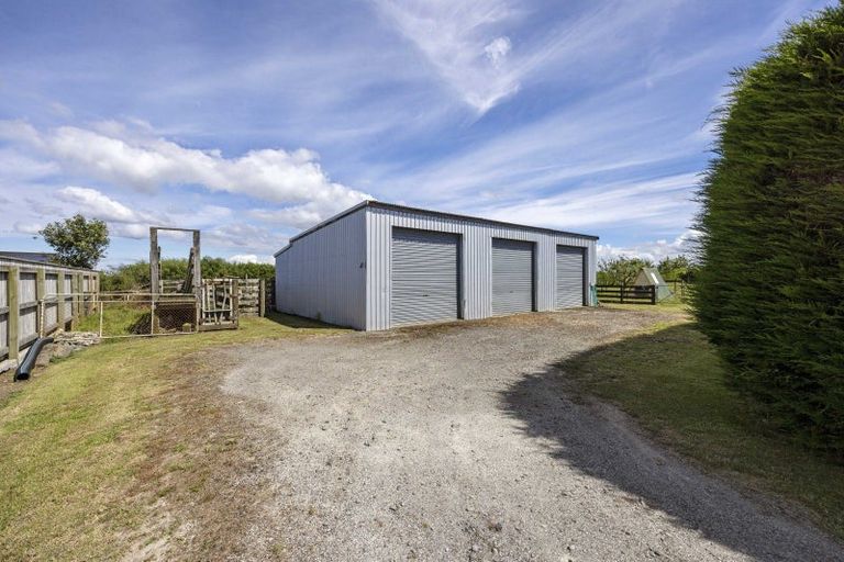 Photo of property in 281 Waihi Road, Hawera, 4673