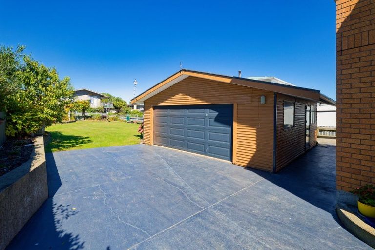 Photo of property in 1 Tui Road, South Bay, Kaikoura, 7300