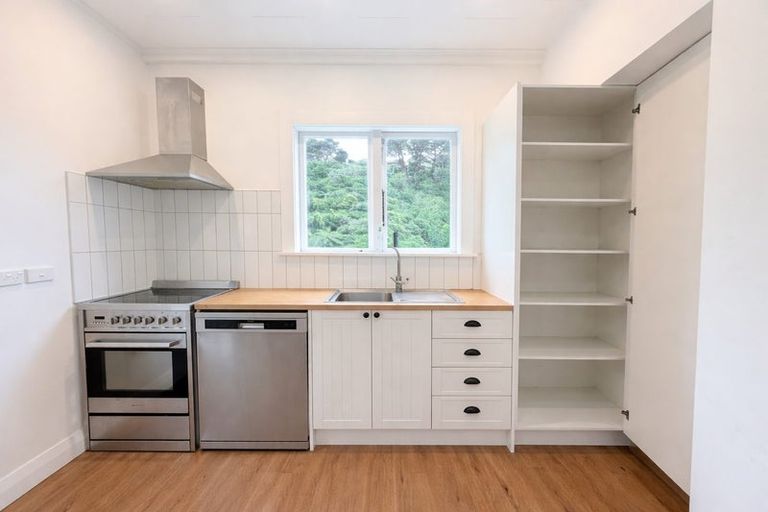 Photo of property in 4/6 Balfour Street, Mornington, Wellington, 6021