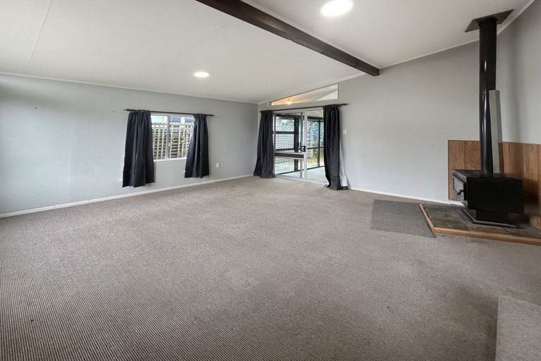 Photo of property in 87 Apollo Parade, Milson, Palmerston North, 4414