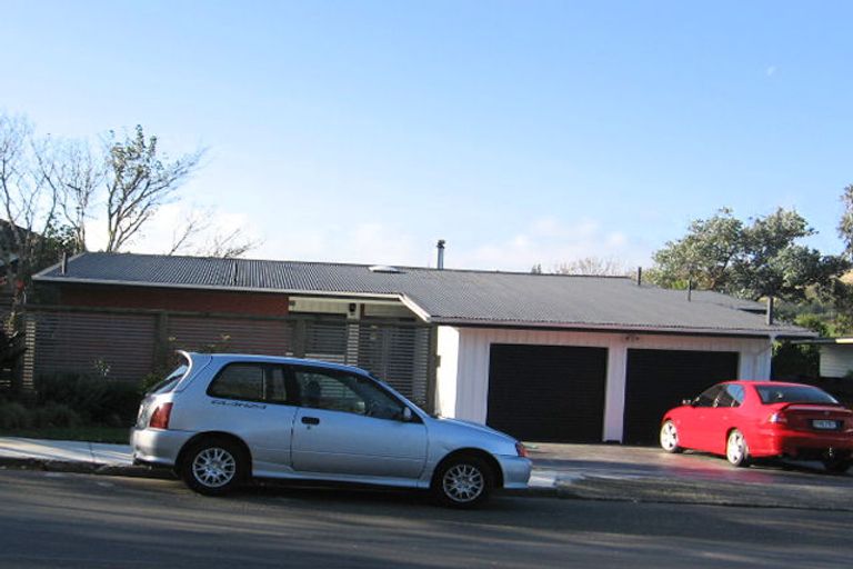 Photo of property in 10 Halswater Drive, Churton Park, Wellington, 6037