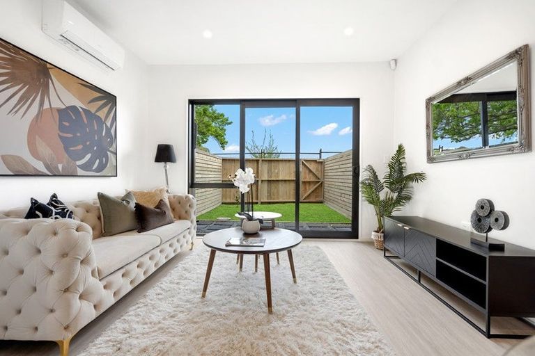 Photo of property in 9 Peace Avenue, Mount Wellington, Auckland, 1062