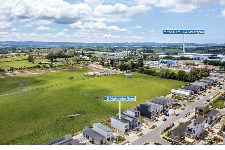 Photo of property in 43 Matakohe Road, Westgate, Auckland, 0814