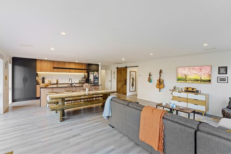 Photo of property in 5 Te Puke Te Ao Way, Otaki, 5512