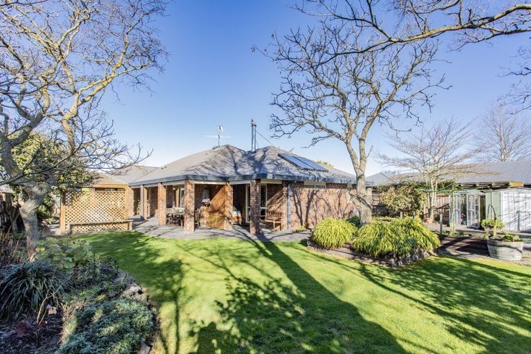 Photo of property in 37 Woodglen Drive, Woodend, 7610