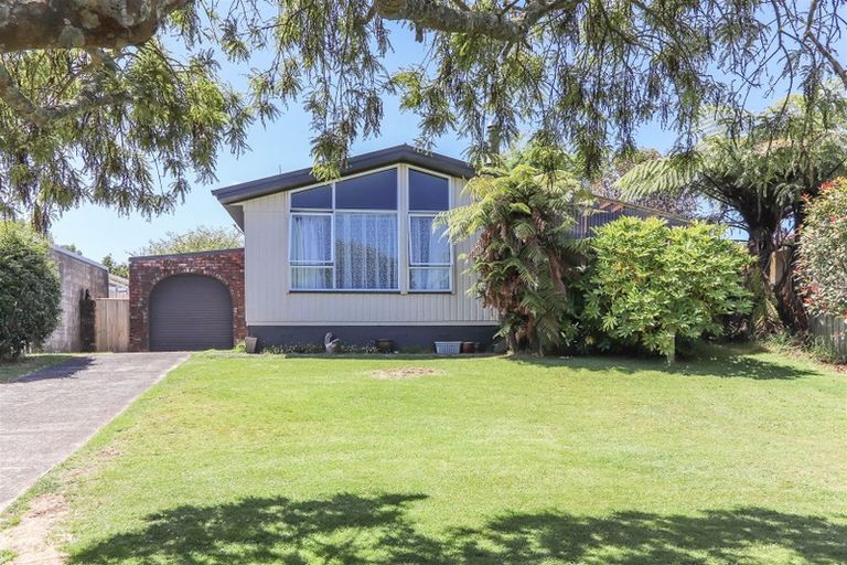 Photo of property in 25 Konini Street, Inglewood, 4330