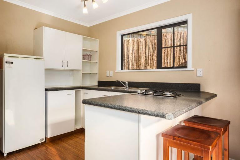 Photo of property in 123 Muritai Road, Eastbourne, Lower Hutt, 5013