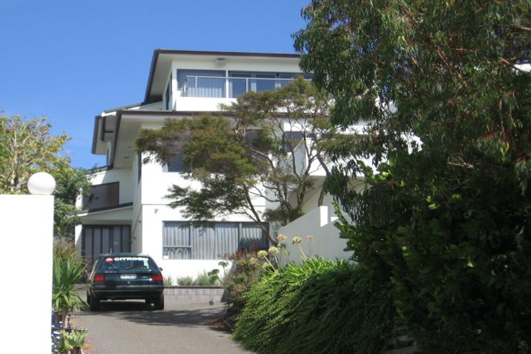 Photo of property in 76 Churchill Road, Murrays Bay, Auckland, 0630