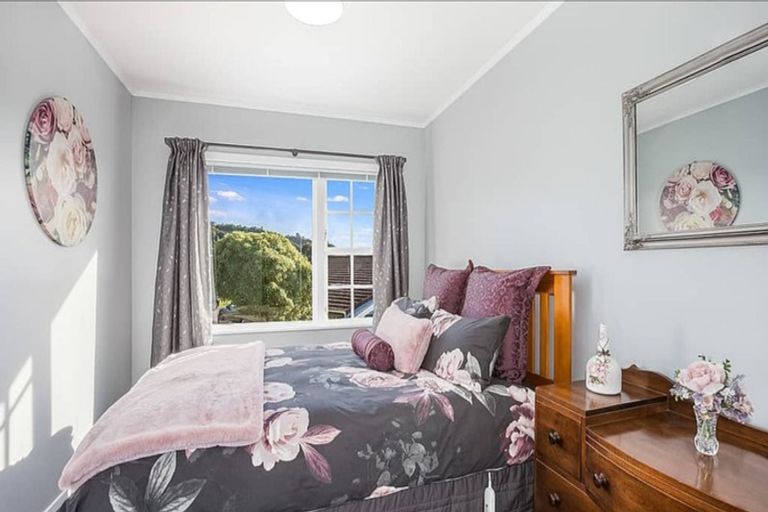 Photo of property in 23 Hicks Close, Whitby, Porirua, 5024