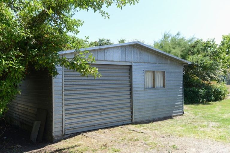 Photo of property in 472 Maharakeke Road, Waipukurau, 4281