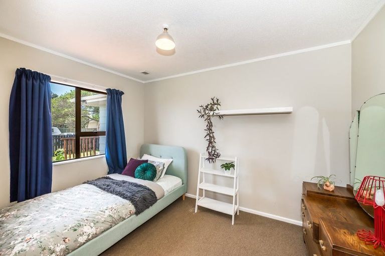 Photo of property in 23 Linwood Drive, Paraparaumu, 5032