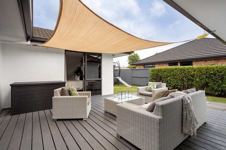 Photo of property in 14 Glenmonarch Place, Pyes Pa, Tauranga, 3112