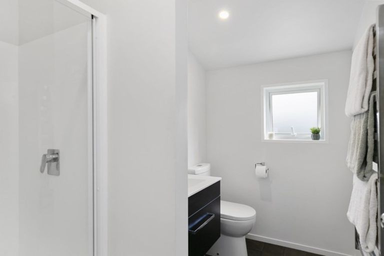 Photo of property in 33b Cambrian Street, Churton Park, Wellington, 6037