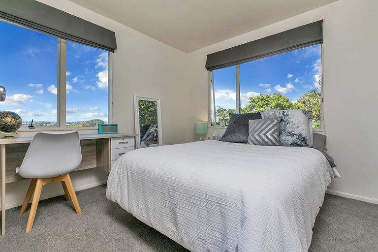 Photo of property in 3/57 Gladstone Road, Northcote, Auckland, 0627