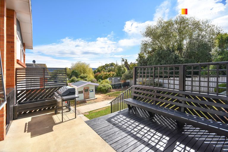 Photo of property in 7 Kinmont Crescent, Kinmont Park, Mosgiel, 9024