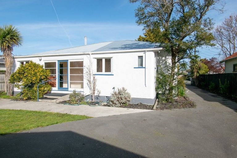 Photo of property in 28 Mayfield Avenue, Mairehau, Christchurch, 8013
