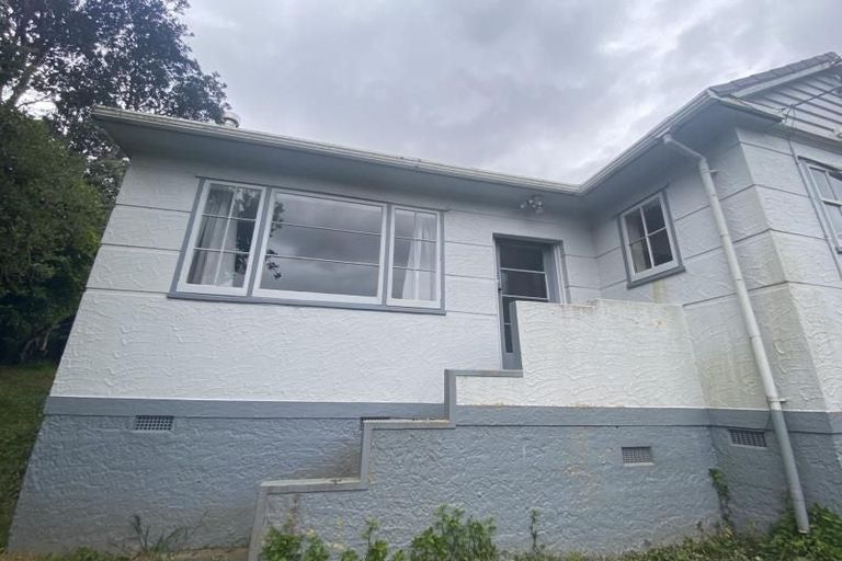 Photo of property in 145a Onslow Road, Khandallah, Wellington, 6035