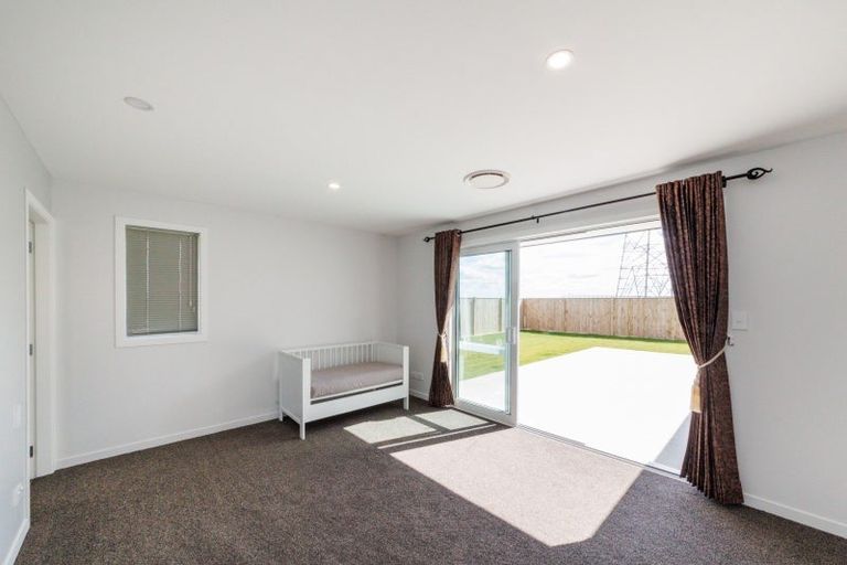 Photo of property in 47 Atlantic Drive, Fitzherbert, Palmerston North, 4410