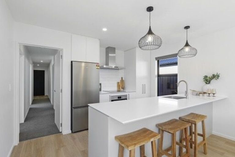 Photo of property in 13 Mcgarry Drive, Kaiapoi, 7630