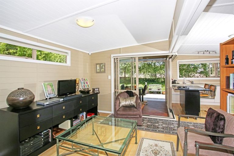 Photo of property in 1 Rifle Range Road, Pukekohe, 2676